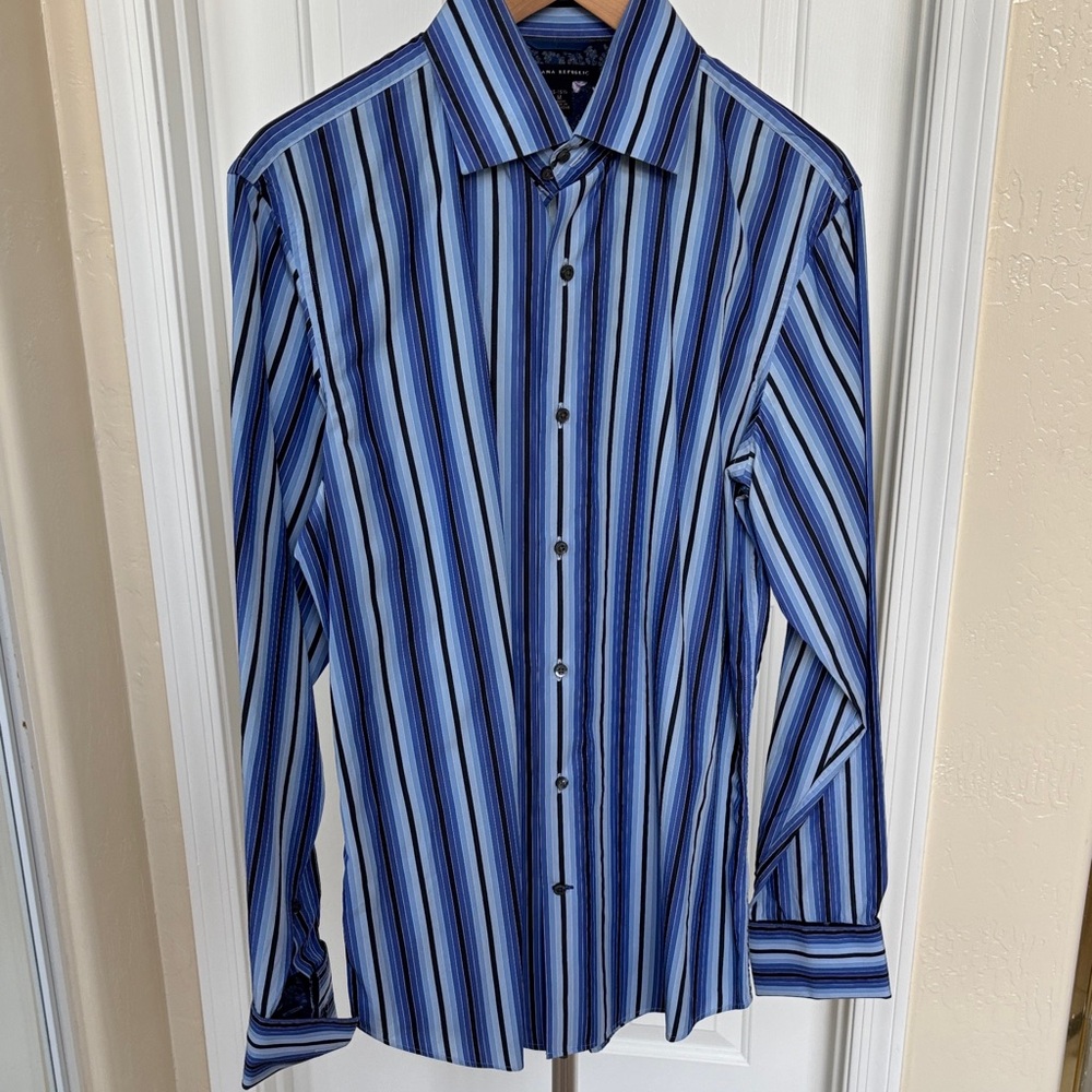 Banana Republic Men's Blue and Black Striped Dress Shirt